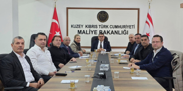 1770975860200MALİYE BAKANI Dr BEROVA MÜCEVHERATÇILAR VE KUYUMCULAR DERNEĞİ HEYETI KABUL