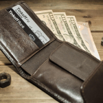 11112988-dollar-5187617_1920