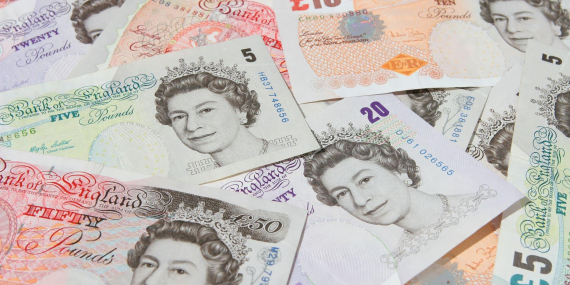 💷 Sterlin Güçlü Seyrini Korurken Döviz Piyasalarında Hareketlilik Sürüyor