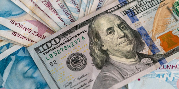 Dolar/TL’de yön arayışı sürüyor: Küresel gelişmeler ve iç piyasadaki beklentiler kur hareketlerini şekillendiriyor