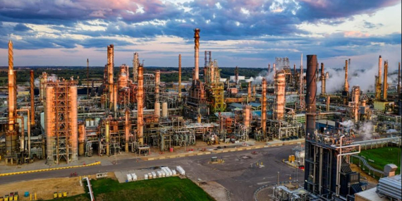 Petrol 100 doların üzerinde: Enerji piyasasında jeopolitik baskı